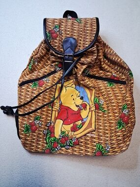 Vintage Winnie the Pooh Straw-Print Backpack with Strawberries